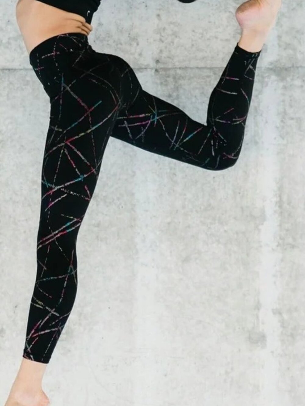 Zyia Active Abstract Hi Rise 7/8 24" Black with Multi Color Metallic - NWT